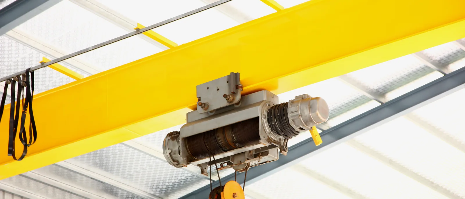 Área industrial preparada para receber equipamento em novo layout